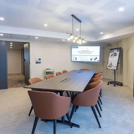 Mercure Paris Gare Tgv 4*