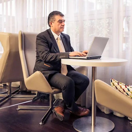 Hotel Mercure Paris Gare Tgv Massy (Essonne)