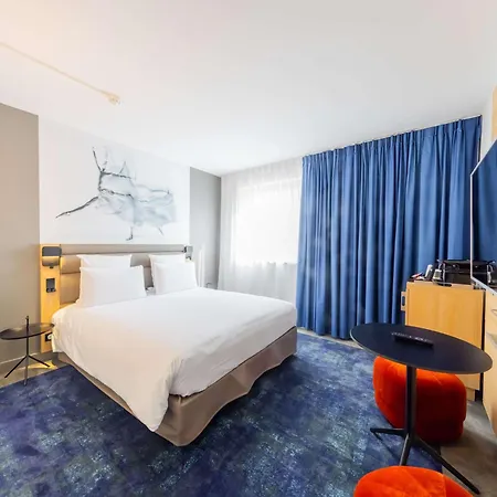 Hotel Mercure Paris Gare Tgv 4*