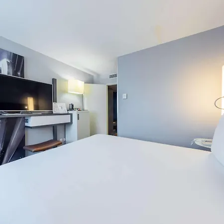 Mercure Paris Gare Tgv 4*