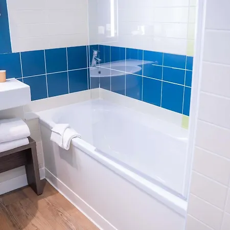 Mercure Paris Gare Tgv 호텔 4*